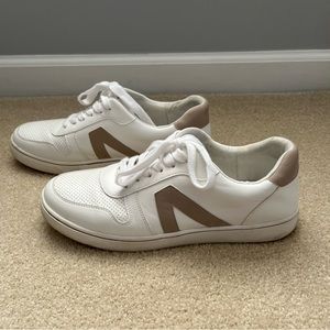 MIA White/Tan Sneakers